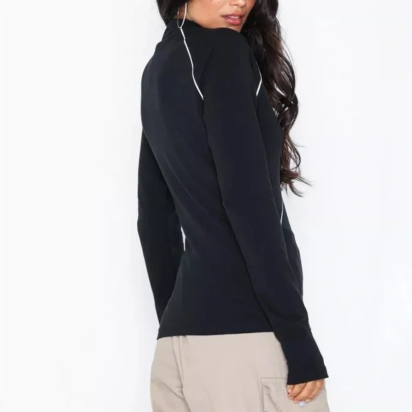 Adidas NWT women’s striking cut long sleeve top - Picture 8 of 12